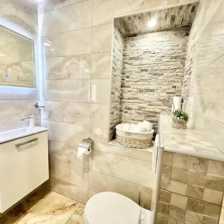 Apartment Primadonna Sibenik