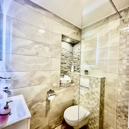 Primadonna Apartman *